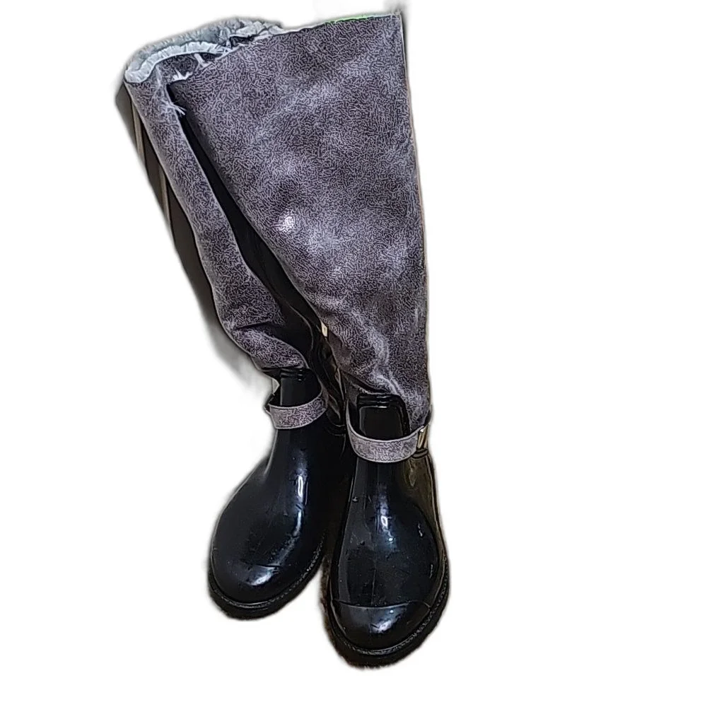 Campus Boots Gray Suede look upper Black Shiny lower Size 10